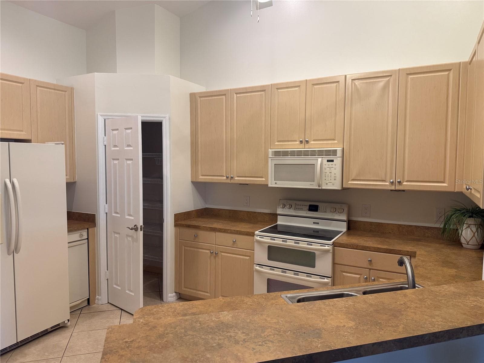 4049 Fairway Dr, North Port, FL 34287 — photo 14 of 38