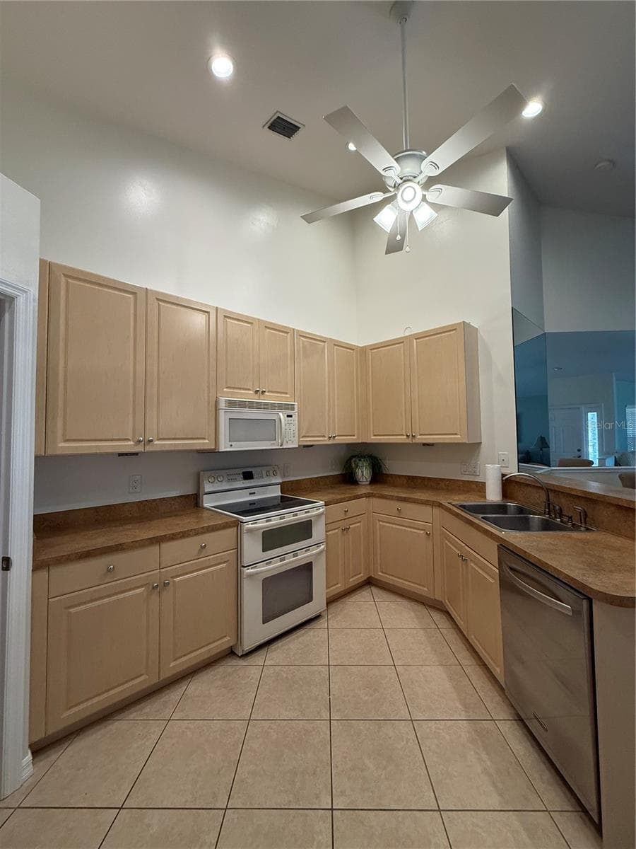 4049 Fairway Dr, North Port, FL 34287 — photo 17 of 38