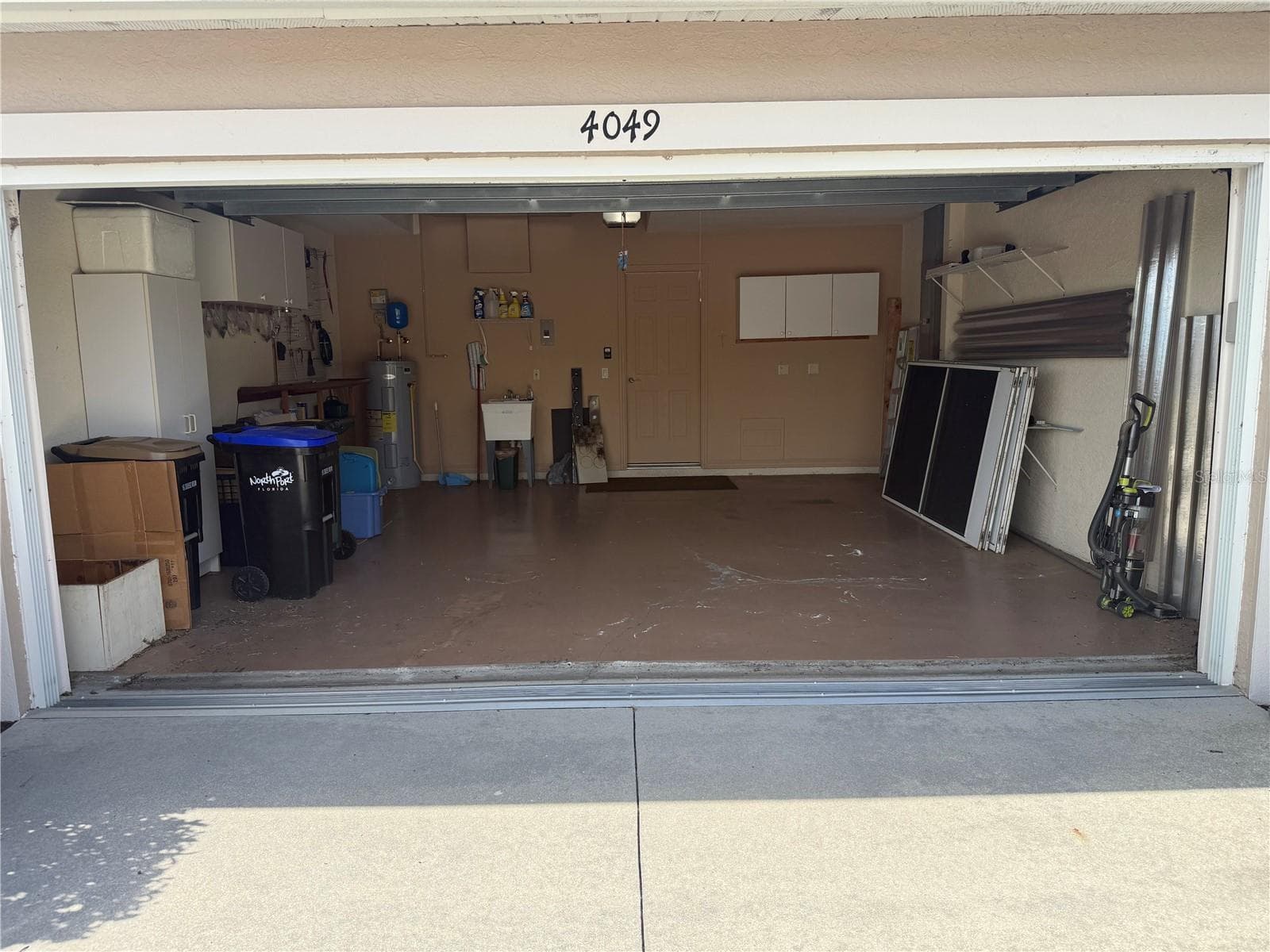 4049 Fairway Dr, North Port, FL 34287 — photo 3 of 38