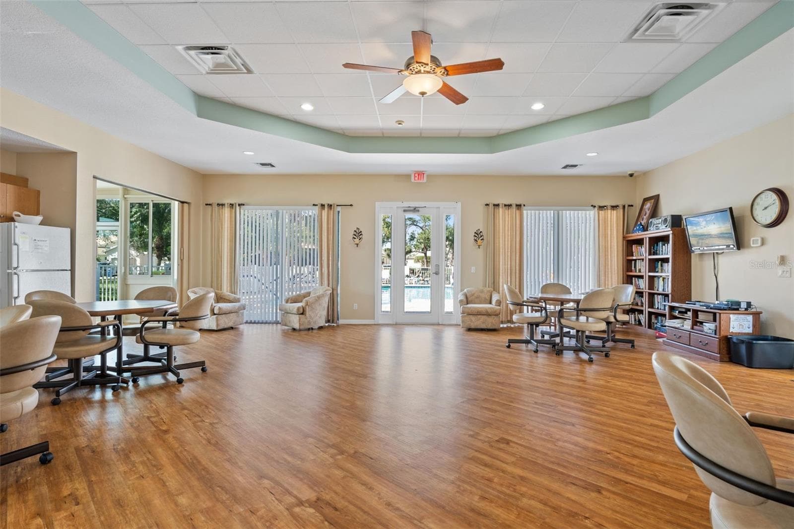 905 Barclay Ct, Venice, FL 34293 — photo 44 of 65