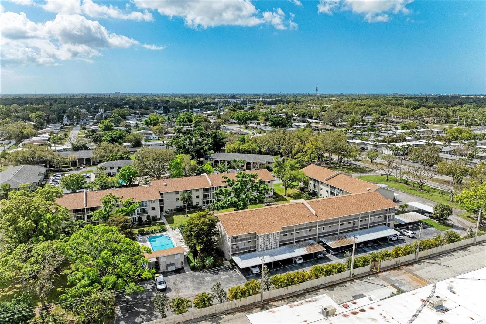 3983 Maceachen Blvd #424