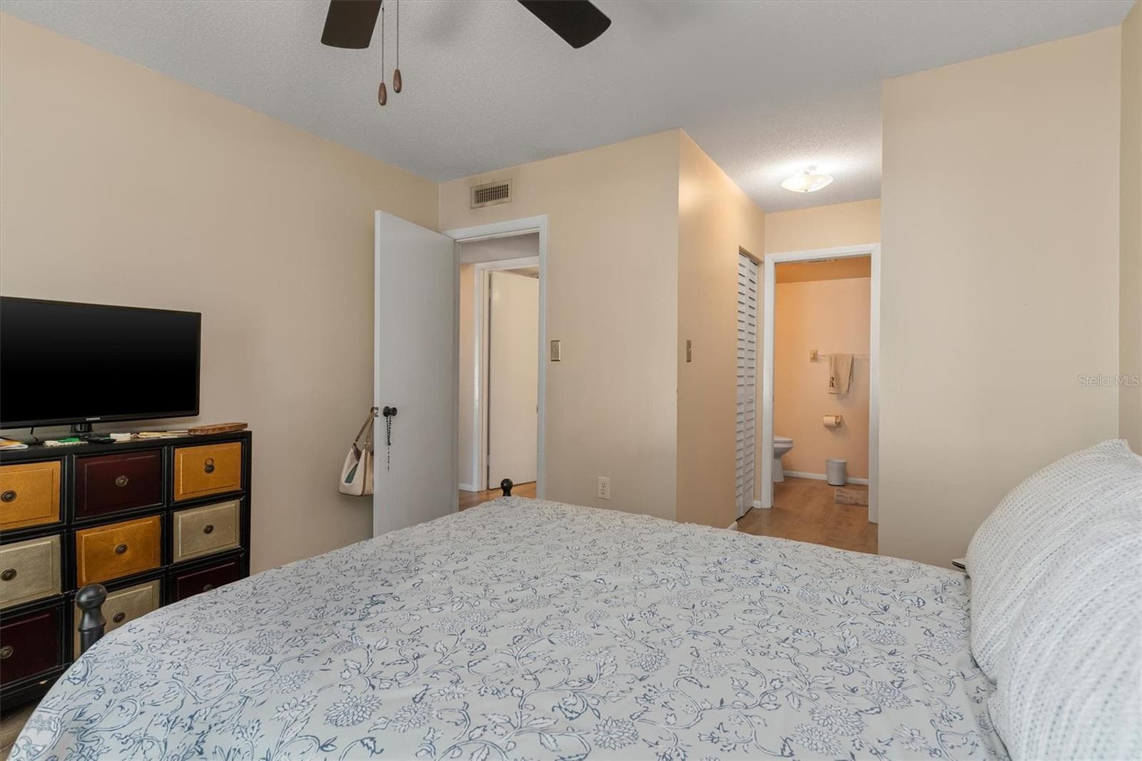 2437 Harbor Blvd #204, Port Charlotte, FL 33952 — photo 12 of 38