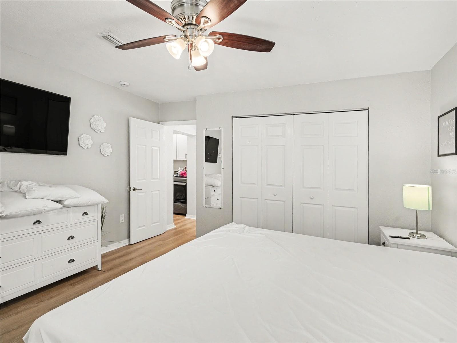 2547 Bahia Vista St, Sarasota, FL 34239 — photo 14 of 27