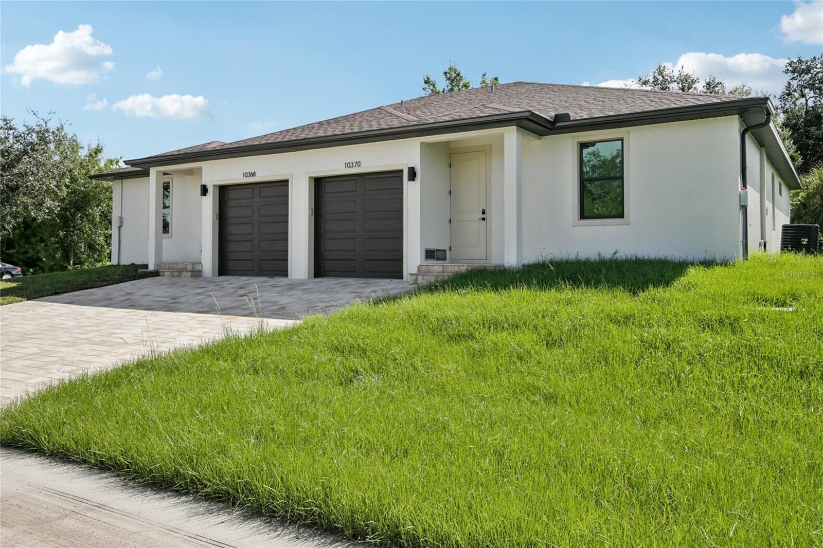 10368 Port Everglades St