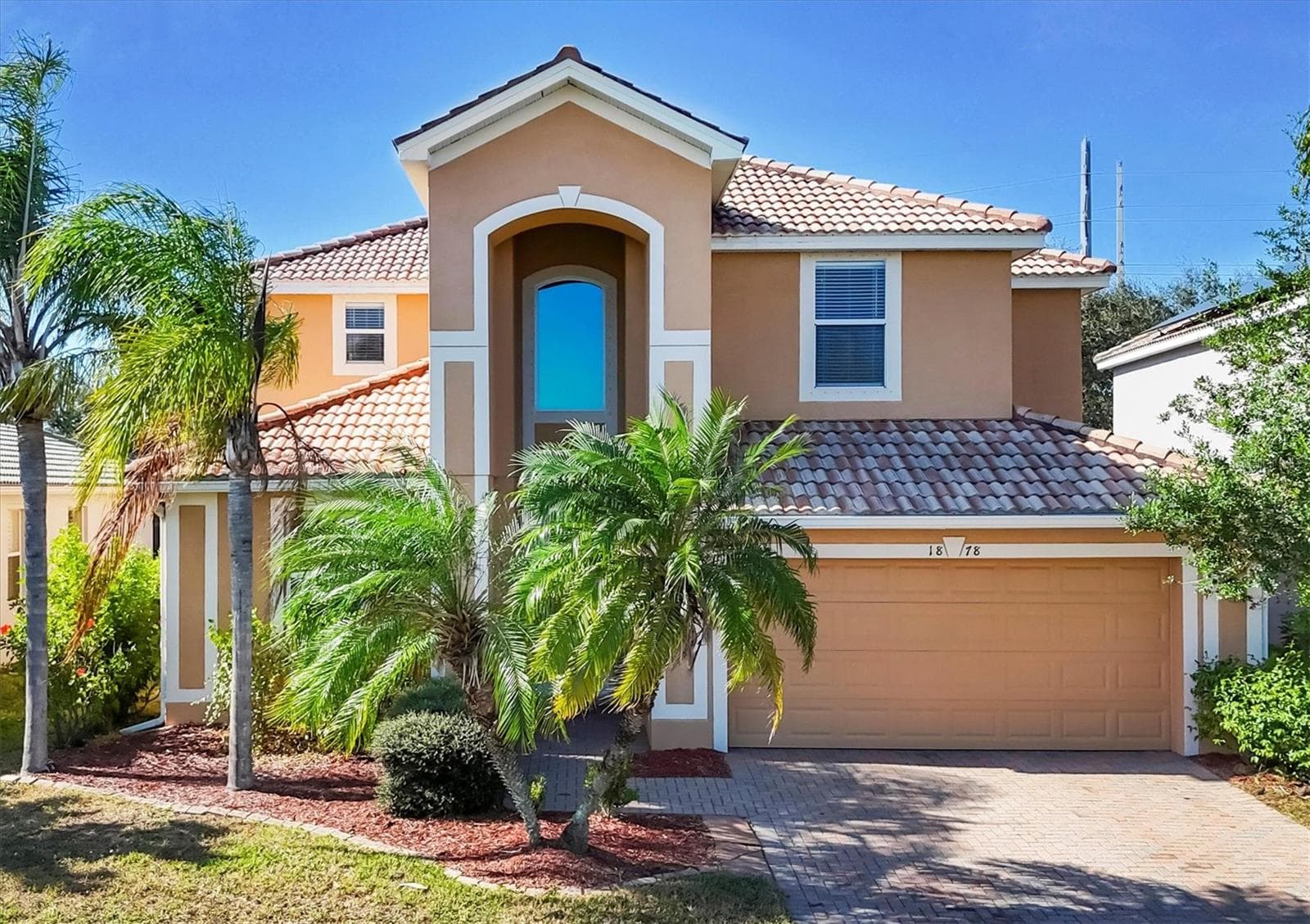 1878 Mesic Hammock Way