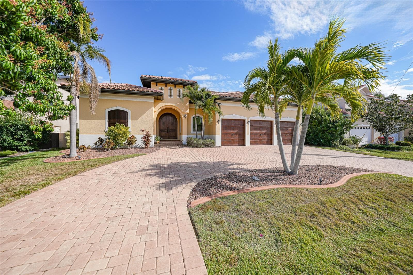 166 Hibiscus Dr