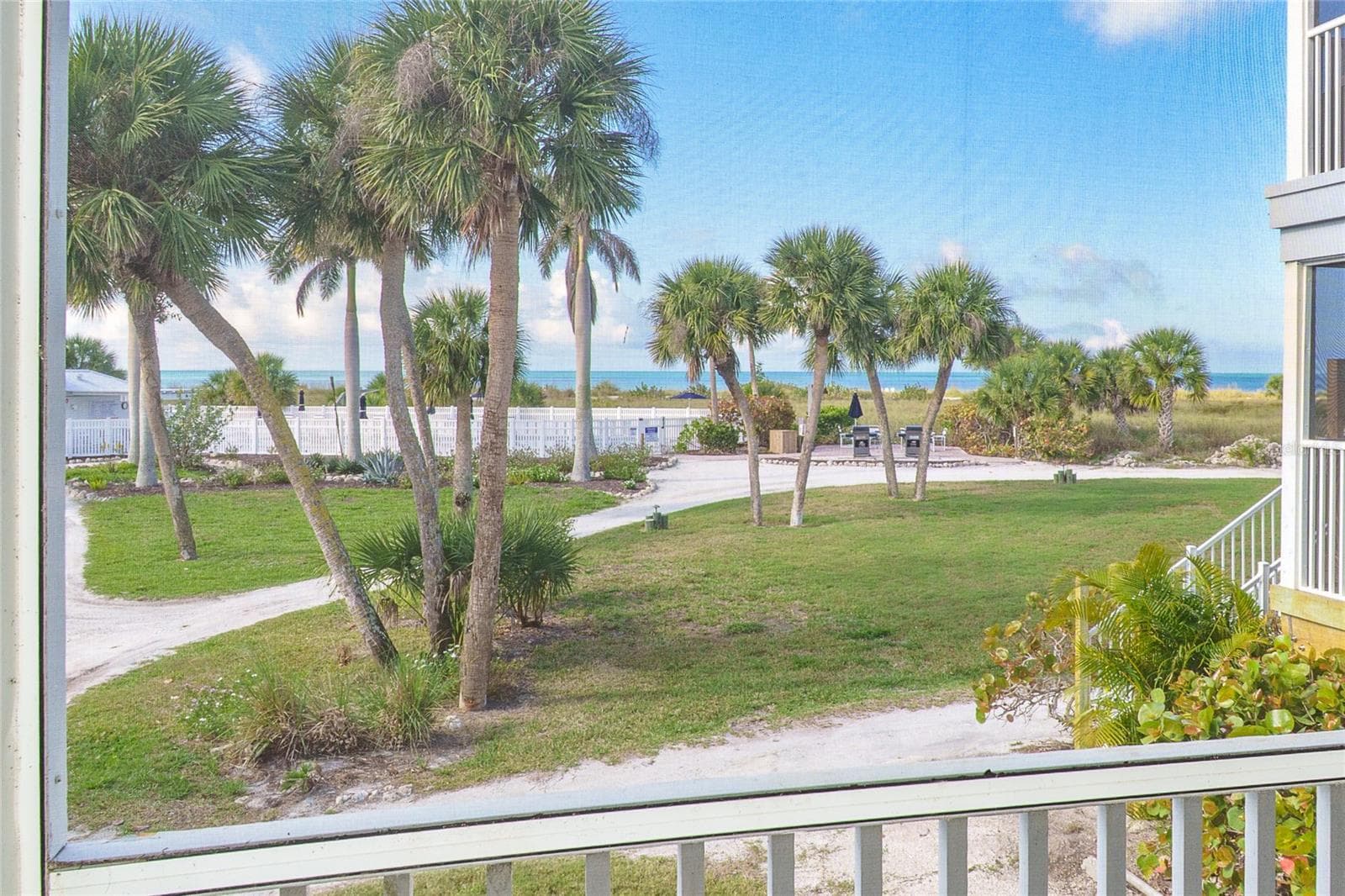 7446 Palm Island Dr #3511