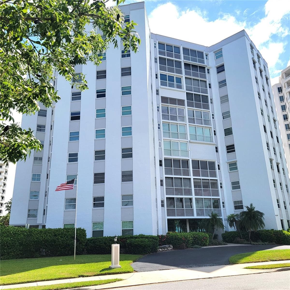 435 S Gulfstream Ave #605
