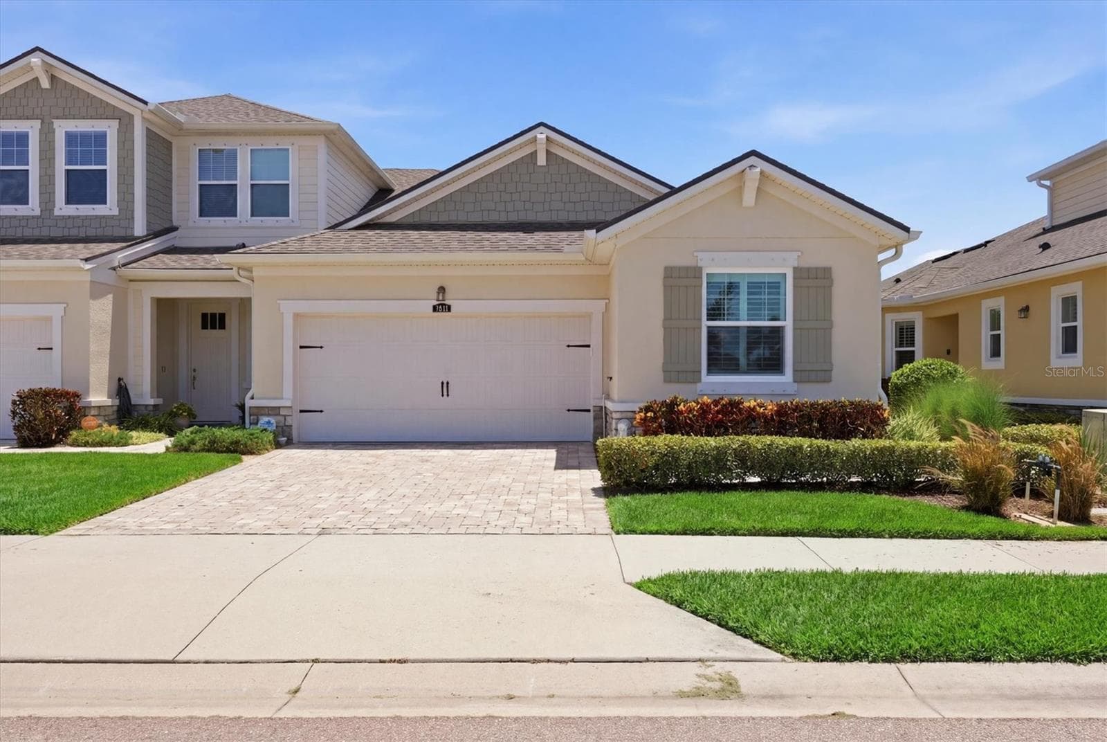 3681 Divot Ln