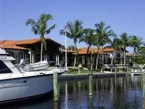 2600 Harbourside Dr #B-16