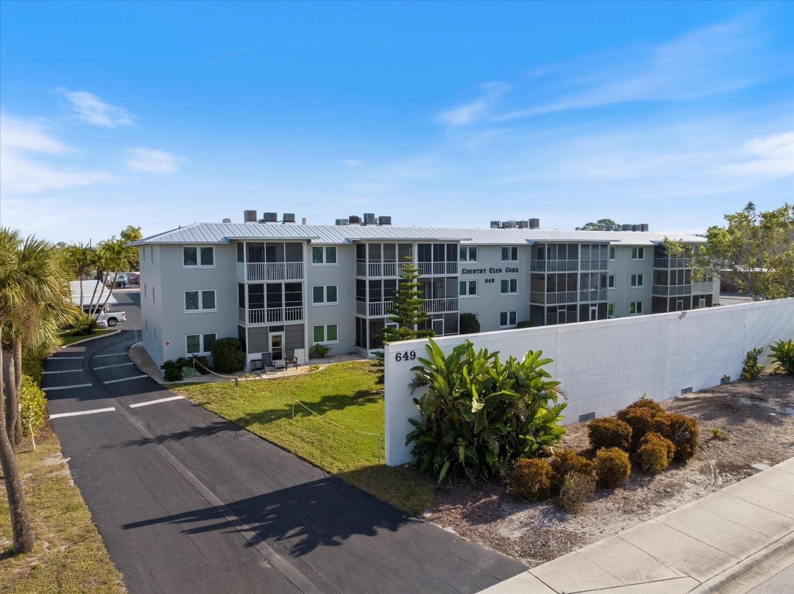 649 S Tamiami Trl S #304